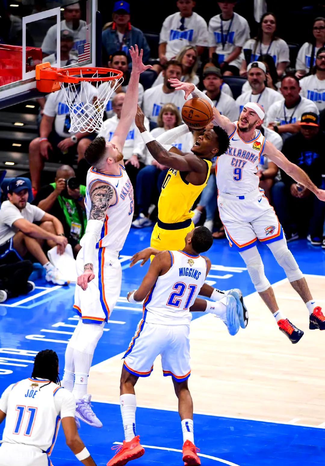 猛龙完胜尼日利亚男篮，拉塞尔三分雨点燃全场