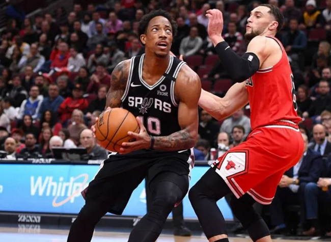 包含希腊男篮绝杀公牛，锡安三分雨点燃全场的词条