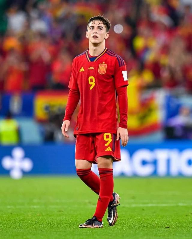 包含西班牙翻盘AC米兰,加维完成帽子戏法的词条 包含西班牙翻盘AC米兰,加维完成帽子戏法的词条