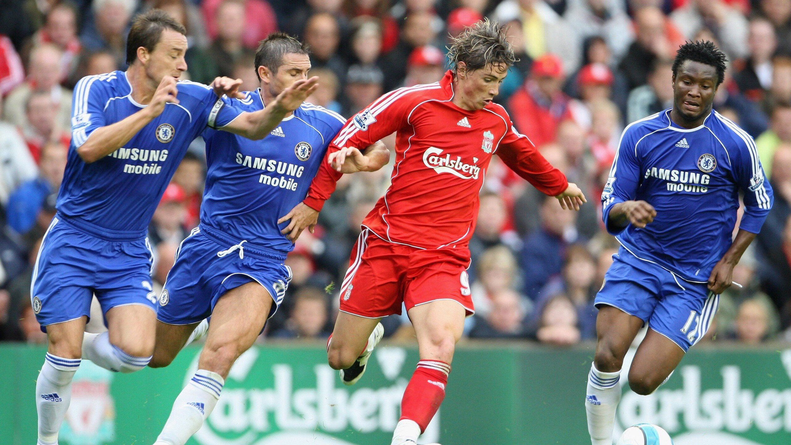 开云体育平台APP-蓝黑铁壁对黄潜利刃，一场定义赛季的战术博弈